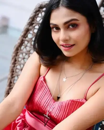 Call Girls Service in Girgaon